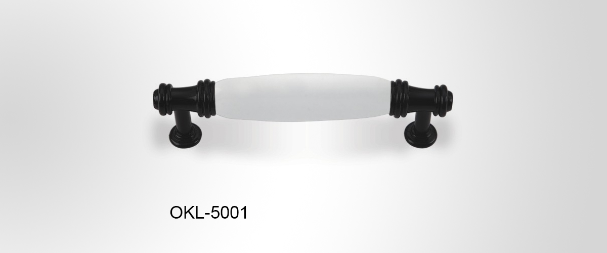 欧式陶瓷拉手 白色裂纹青瓷 古铜底座 孔距96mm